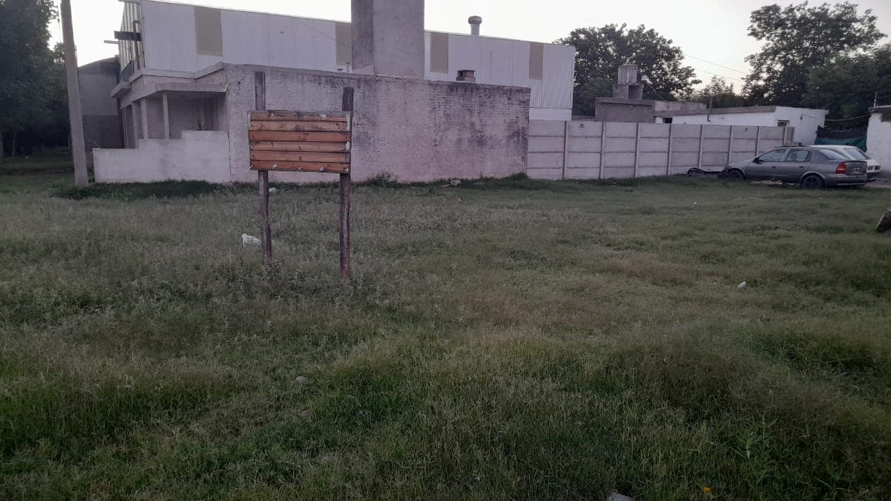 VENTA DE LOTE ESQUINA