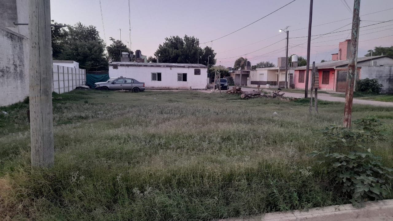 VENTA DE LOTE ESQUINA — foto 2